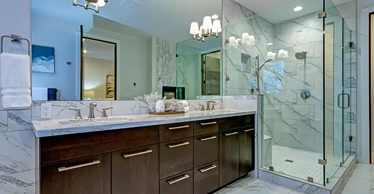 Partial Bathroom Reconstruction in Hickory